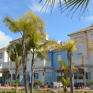 https://apartamentos-playa-golf.es-andalucia.com